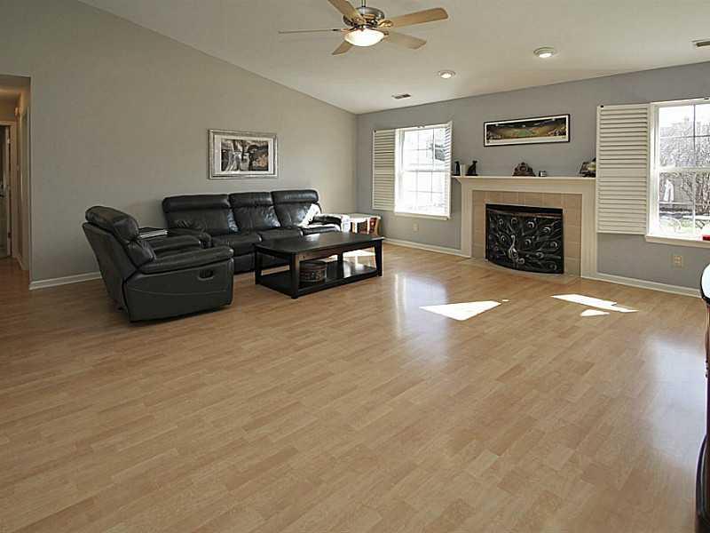 12819 Ramsgate Court Fishers, IN 46038 - Photo 7 of 24 Gallery Image 7