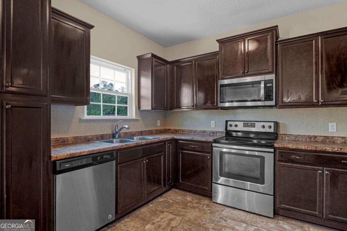 469 Archie Way Ludowici, GA 31316 - Photo 7 of 27