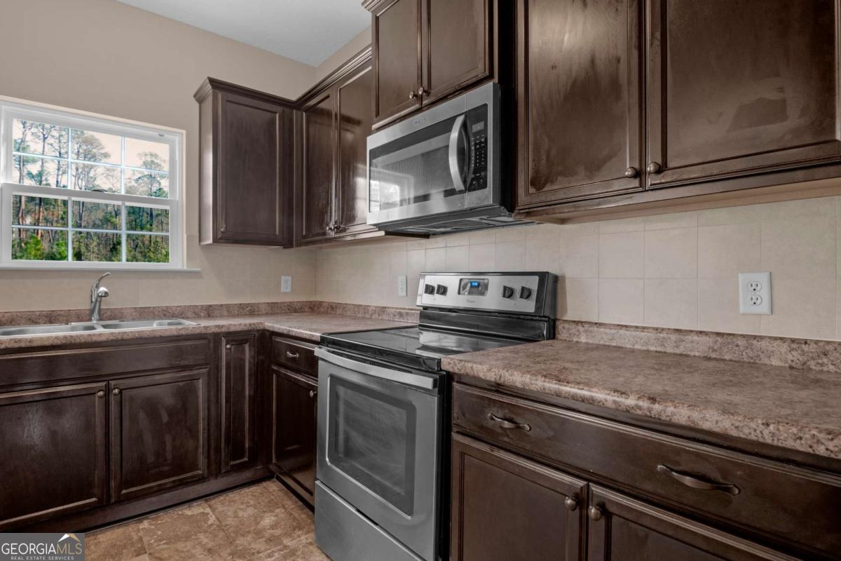 469 Archie Way Ludowici, GA 31316 - Photo 8 of 27