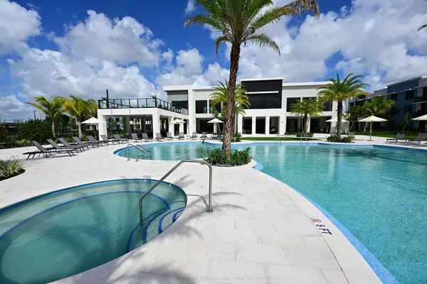 $3,150 | 7200 West 4th Avenue, Unit 6301, Hialeah, FL 33014