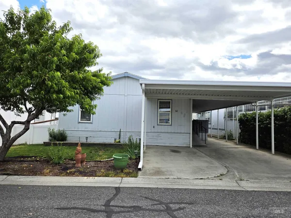$99,000 | 2115 6th, Unit 60, Clarkston, WA 99403