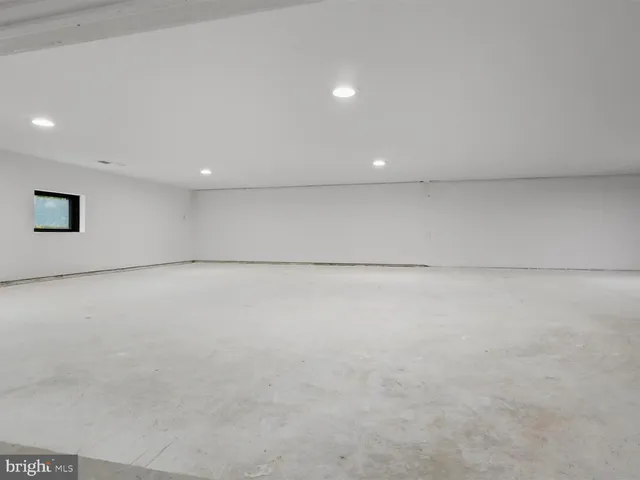 $2,300,000 | 818 North Edgewood Street, Arlington, VA 22201