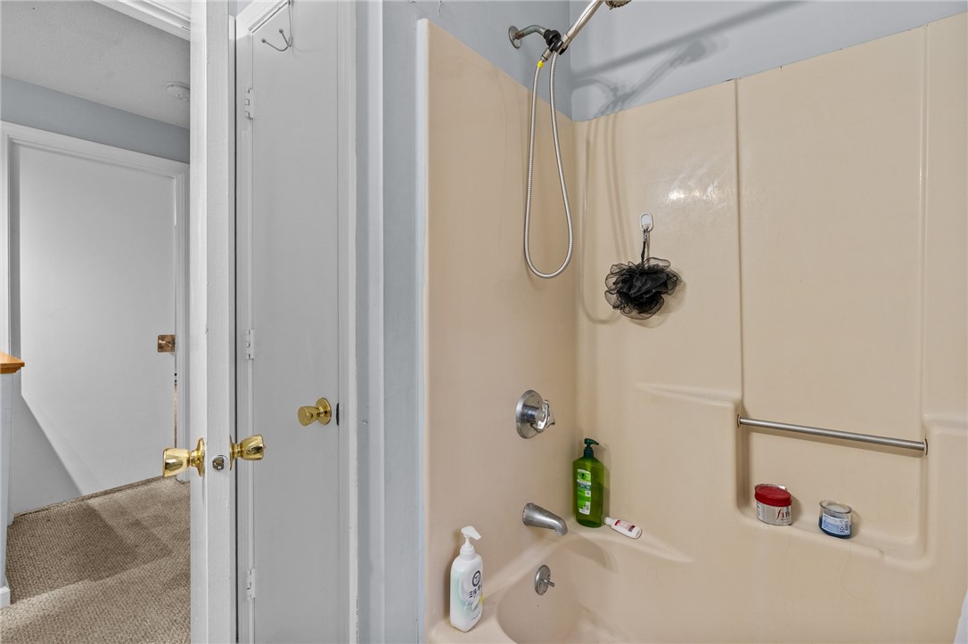 35 Pearl Street Westerly, RI 02891 - Photo 12 of 33