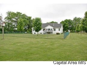 7990 North Pawnee Road Pawnee, IL 62558 - Photo 12 of 12 Gallery Image 12
