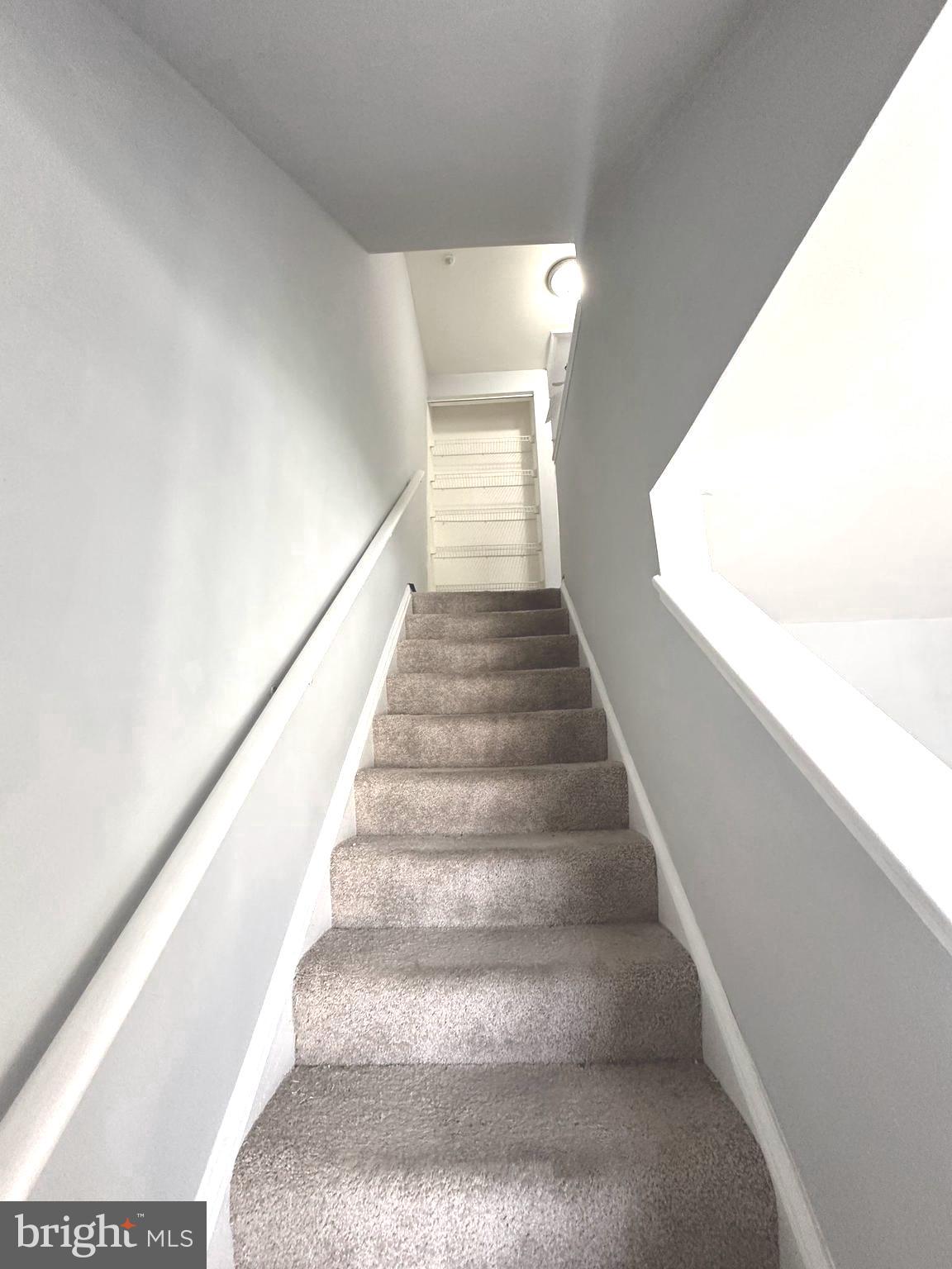 3426 Round Road Baltimore, MD 21225 - Photo 15 of 38 Stairwell UL