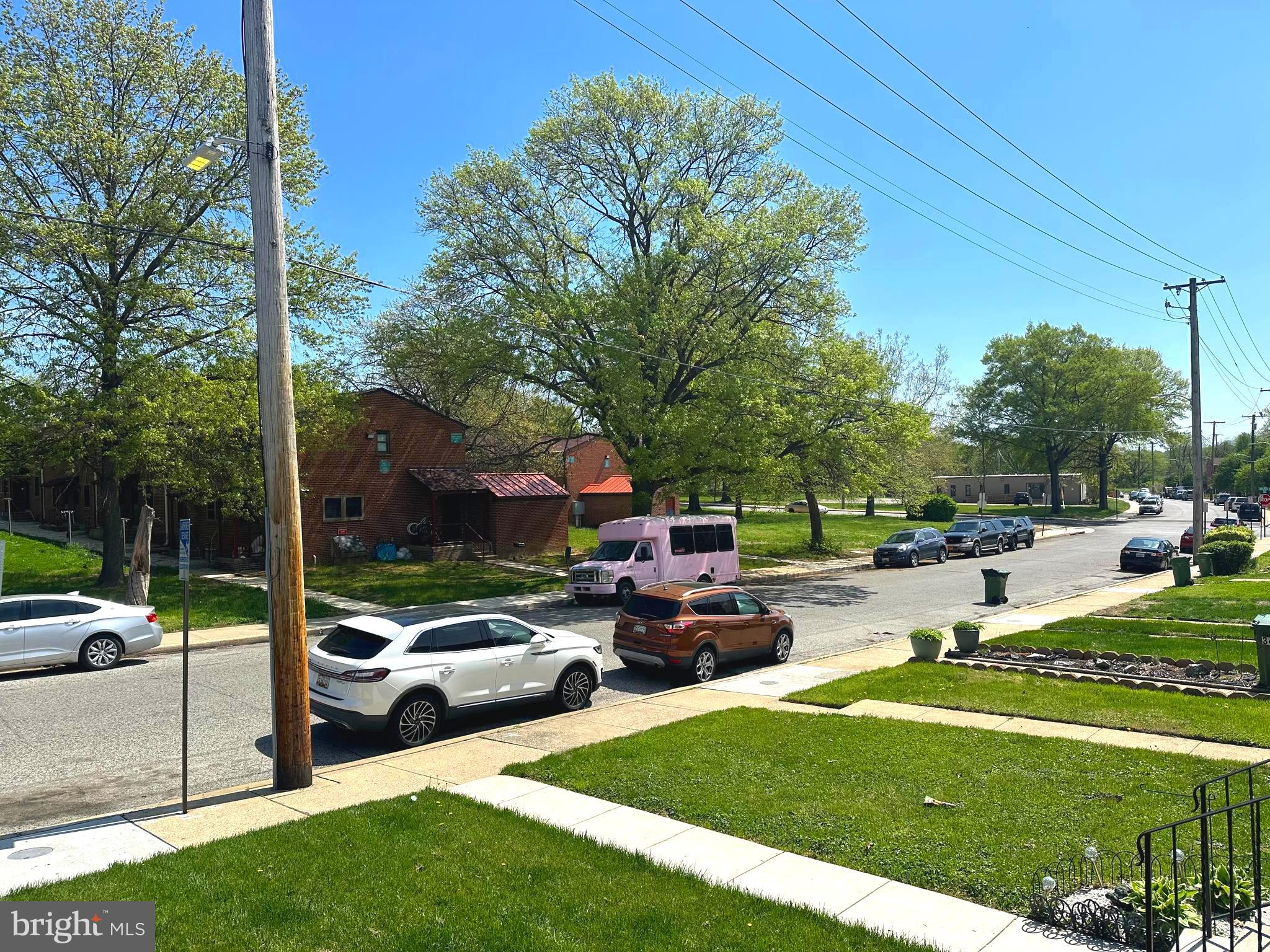 3426 Round Road Baltimore, MD 21225 - Photo 2 of 38 Established Neighborhood