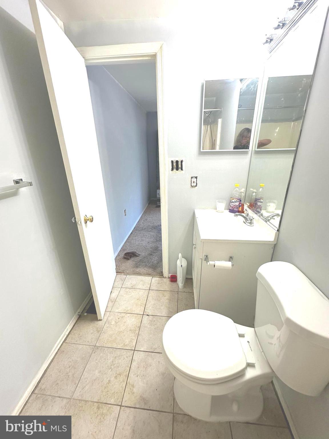 3426 Round Road Baltimore, MD 21225 - Photo 25 of 38 Bath