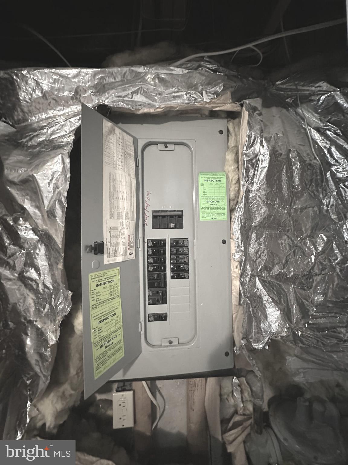 3426 Round Road Baltimore, MD 21225 - Photo 34 of 38