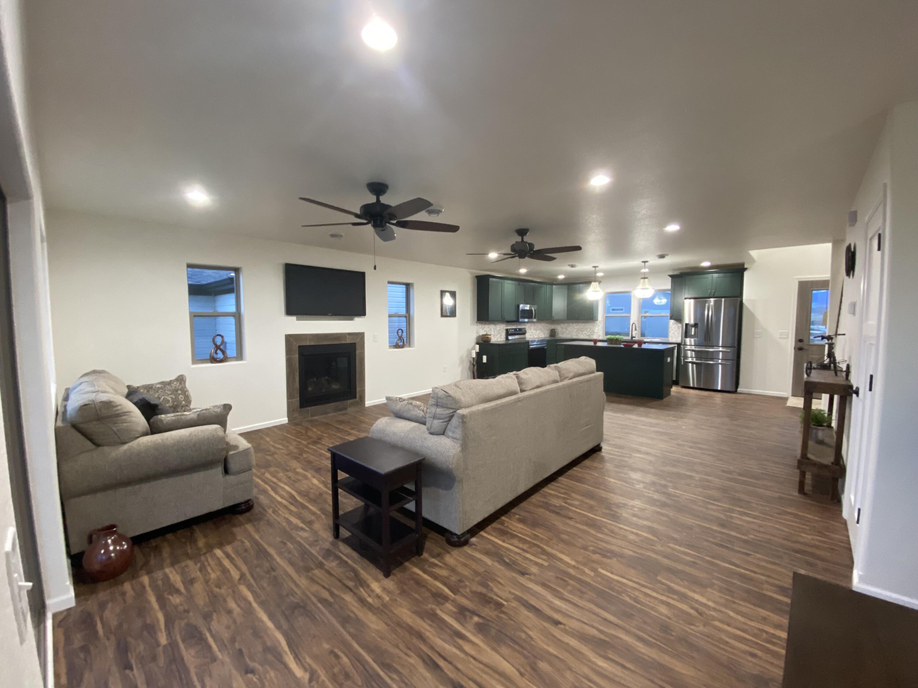 2161 Excalibur Way, Unit HB6) Sheridan, WY 82801 - Photo 12 of 28 1 (2)