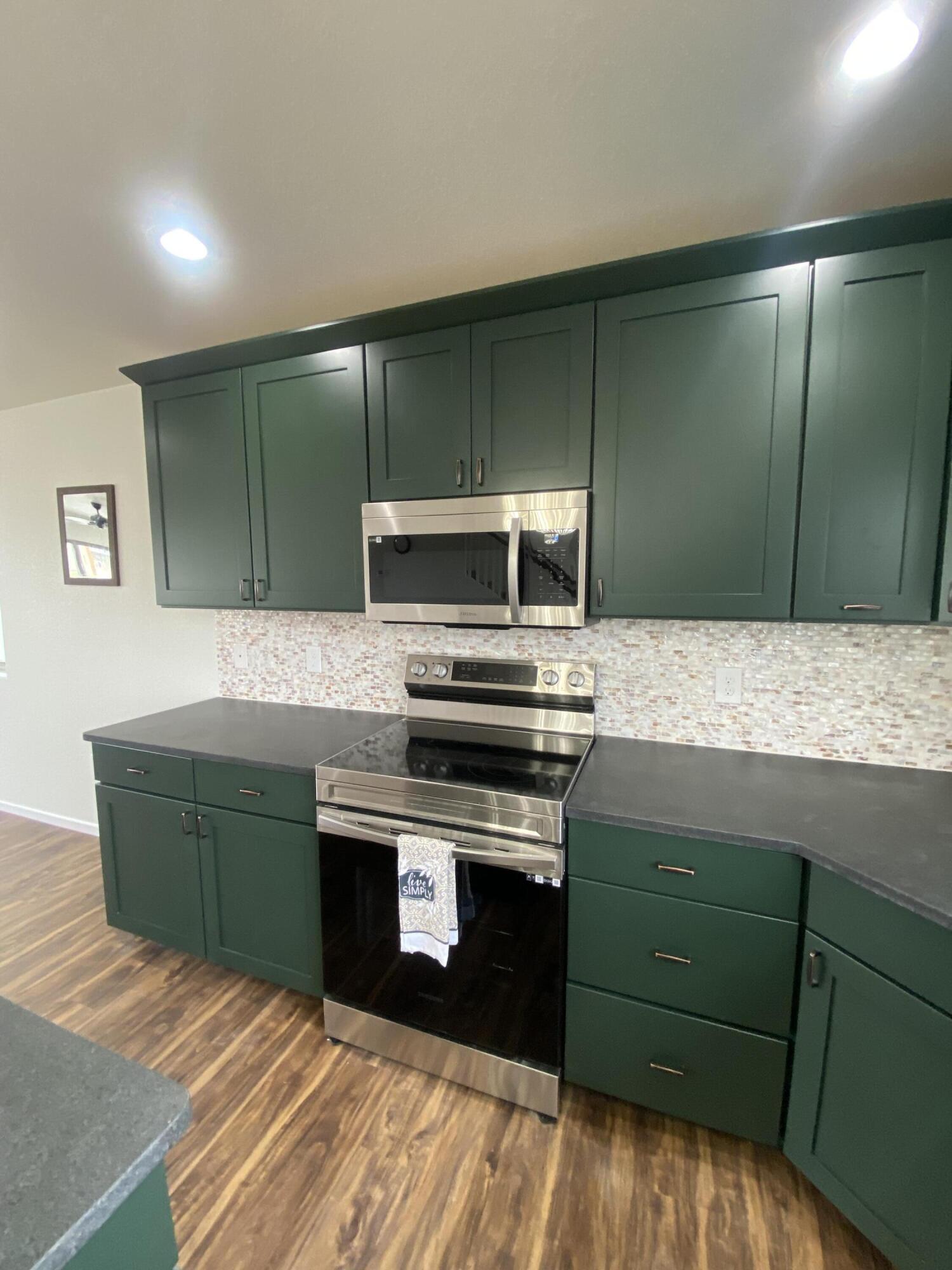 2161 Excalibur Way, Unit HB6) Sheridan, WY 82801 - Photo 4 of 28 IMG_8111