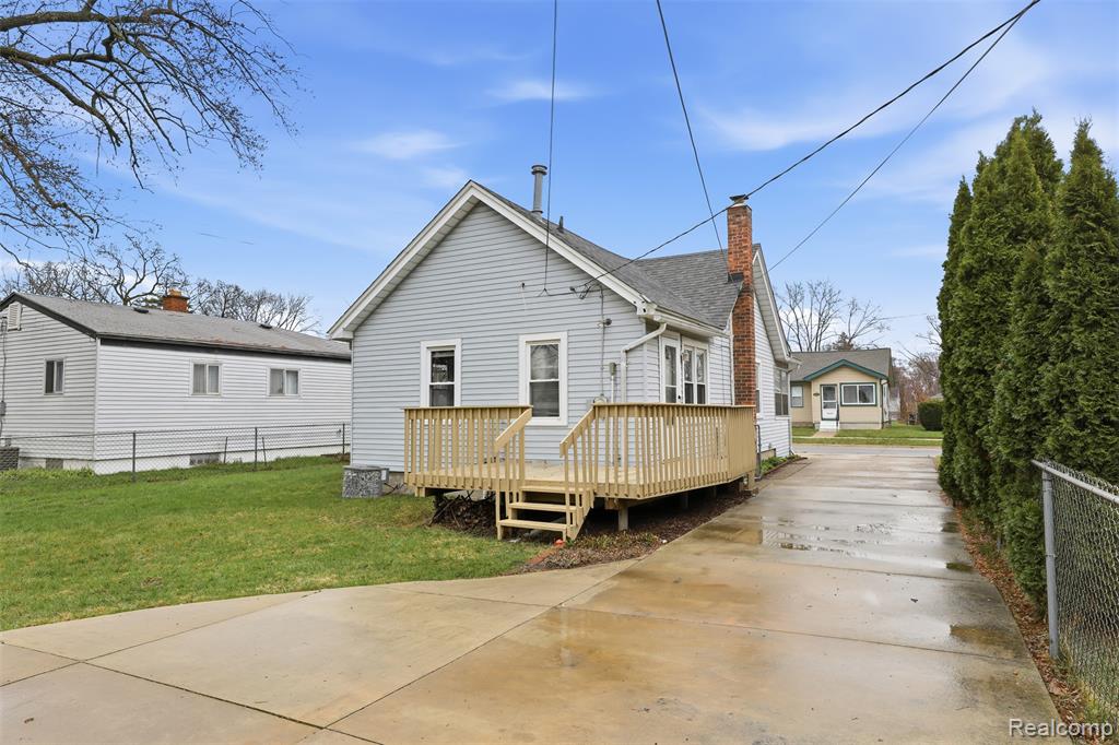 1979 Martin Road Ferndale, MI 48220 - Photo 29 of 36 Gallery Image 29