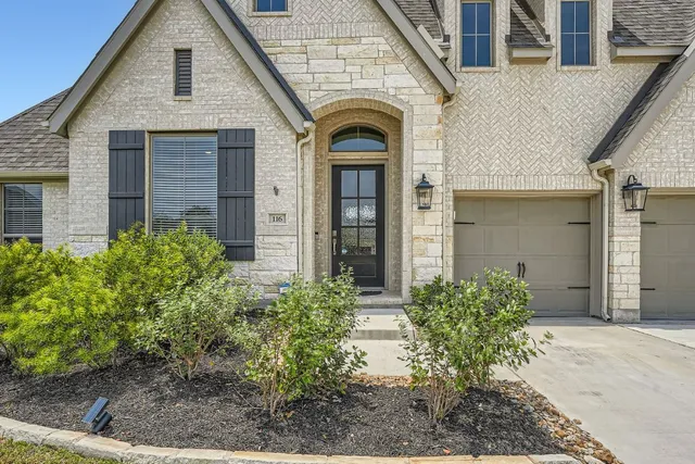 $629,000 | 116 Gaston Drive, Bastrop, TX 78602