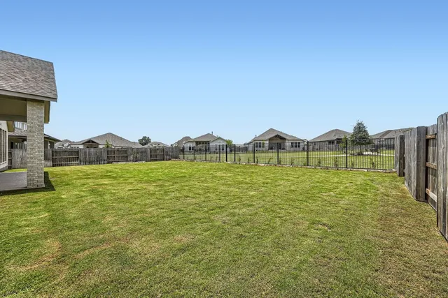 $629,000 | 116 Gaston Drive, Bastrop, TX 78602