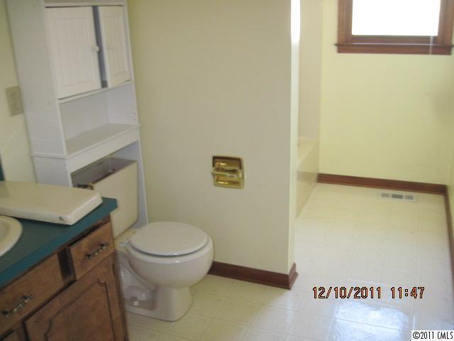 3186 Harmon Road Lincolnton, NC 28092 - Photo 2 of 6 Gallery Image 2