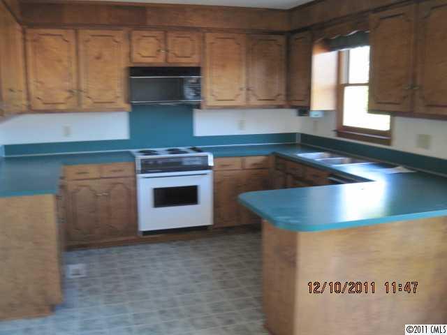3186 Harmon Road Lincolnton, NC 28092 - Photo 3 of 6 Gallery Image 3