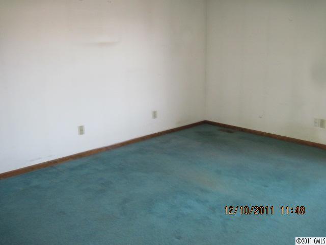 3186 Harmon Road Lincolnton, NC 28092 - Photo 4 of 6 Gallery Image 4