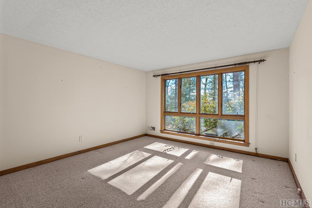 690 Halsted Road Cashiers, NC 28717 - Photo 53 of 62 Gallery Image 53