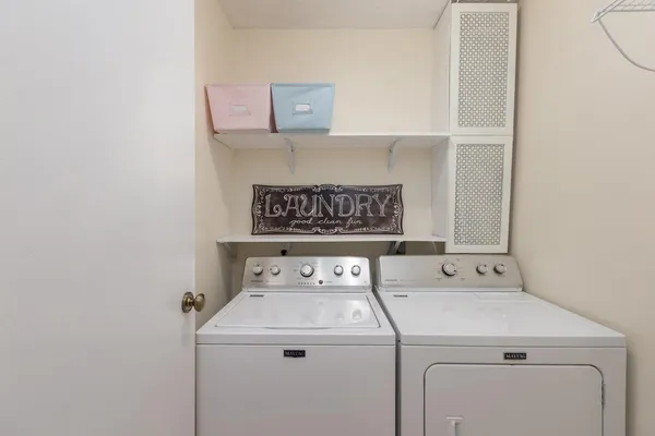 $275,000 | 30 Camberwell Court, The Woodlands, TX 77380