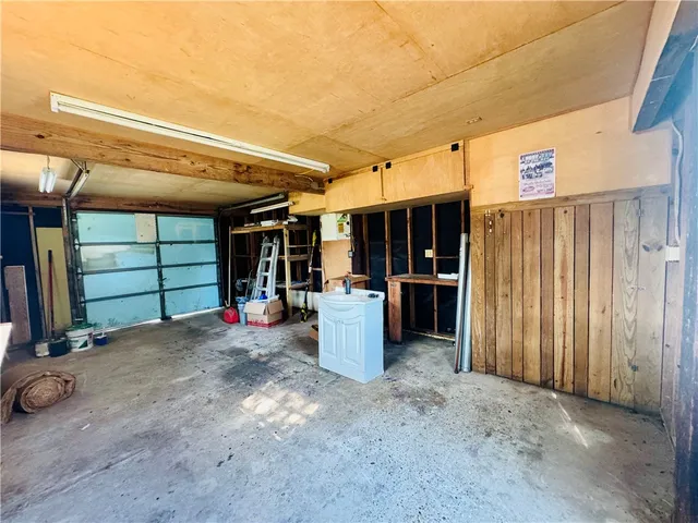 $1,550 | 3805 Lynda Lee Drive, Corpus Christi, TX 78418