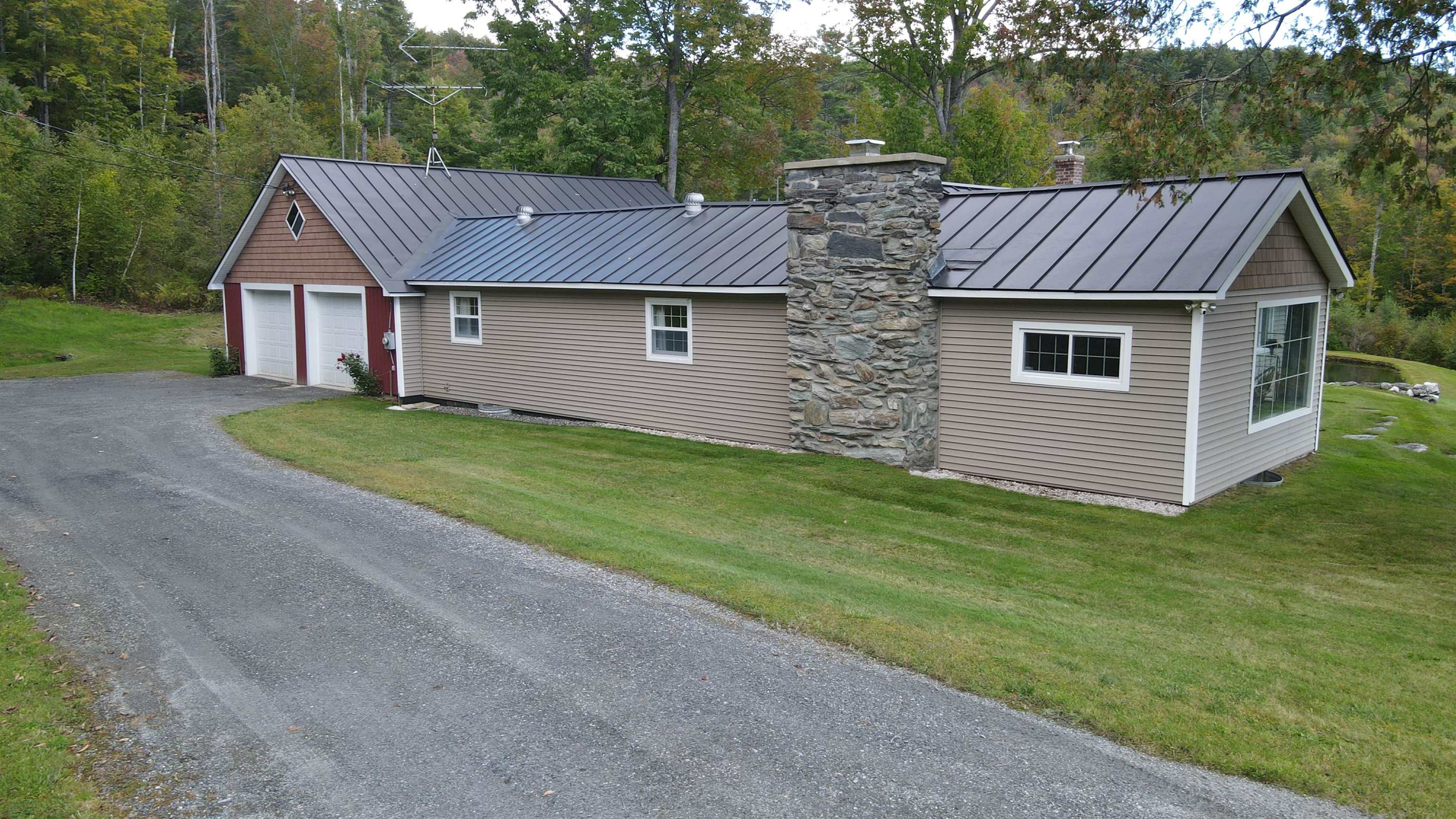 808 Whitcomb Hill Road Stockbridge, VT 05772 - Photo 3 of 26 Gallery Image 3