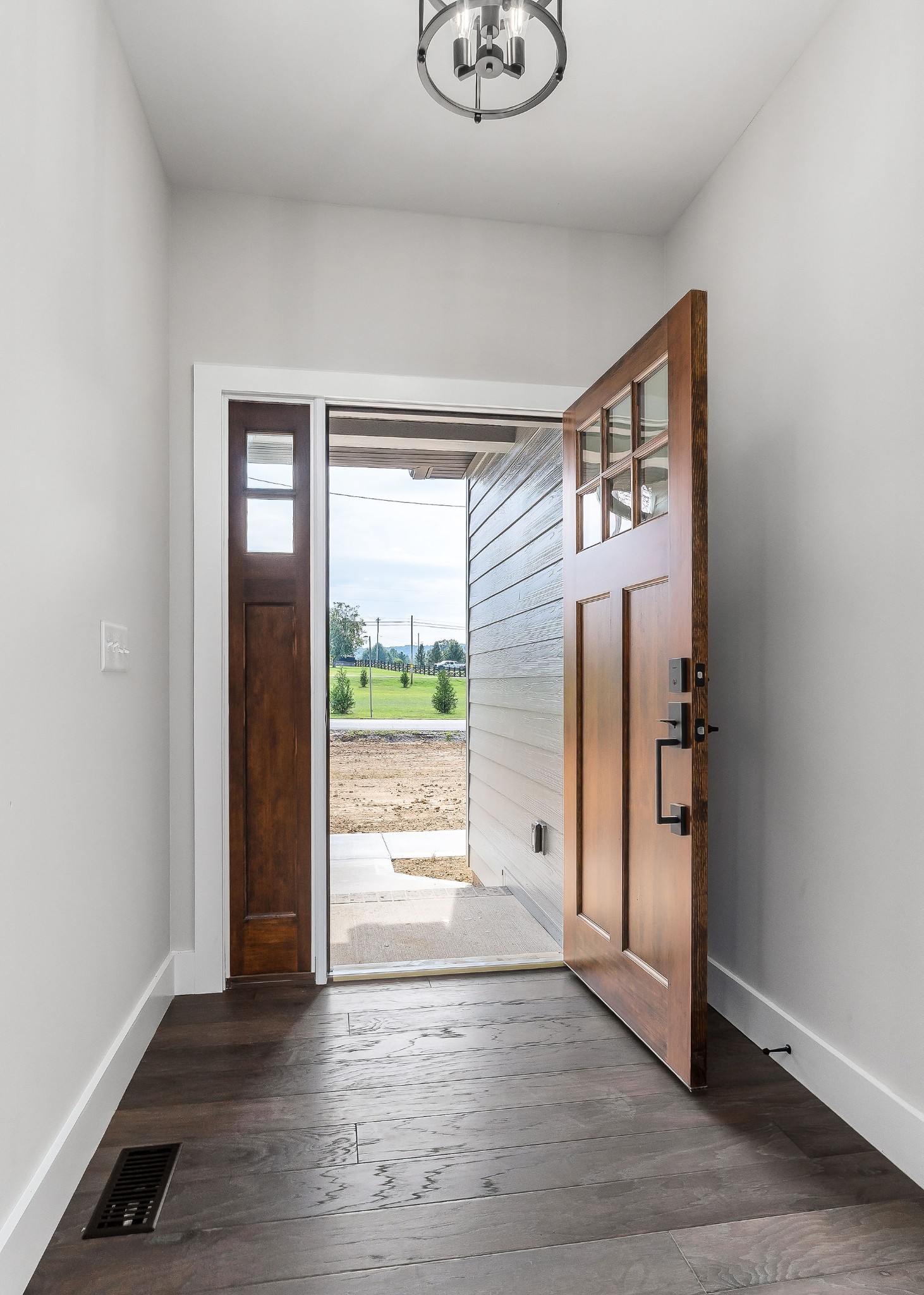 255 Friendship Drive Livingston, TN 38570 - Photo 2 of 31