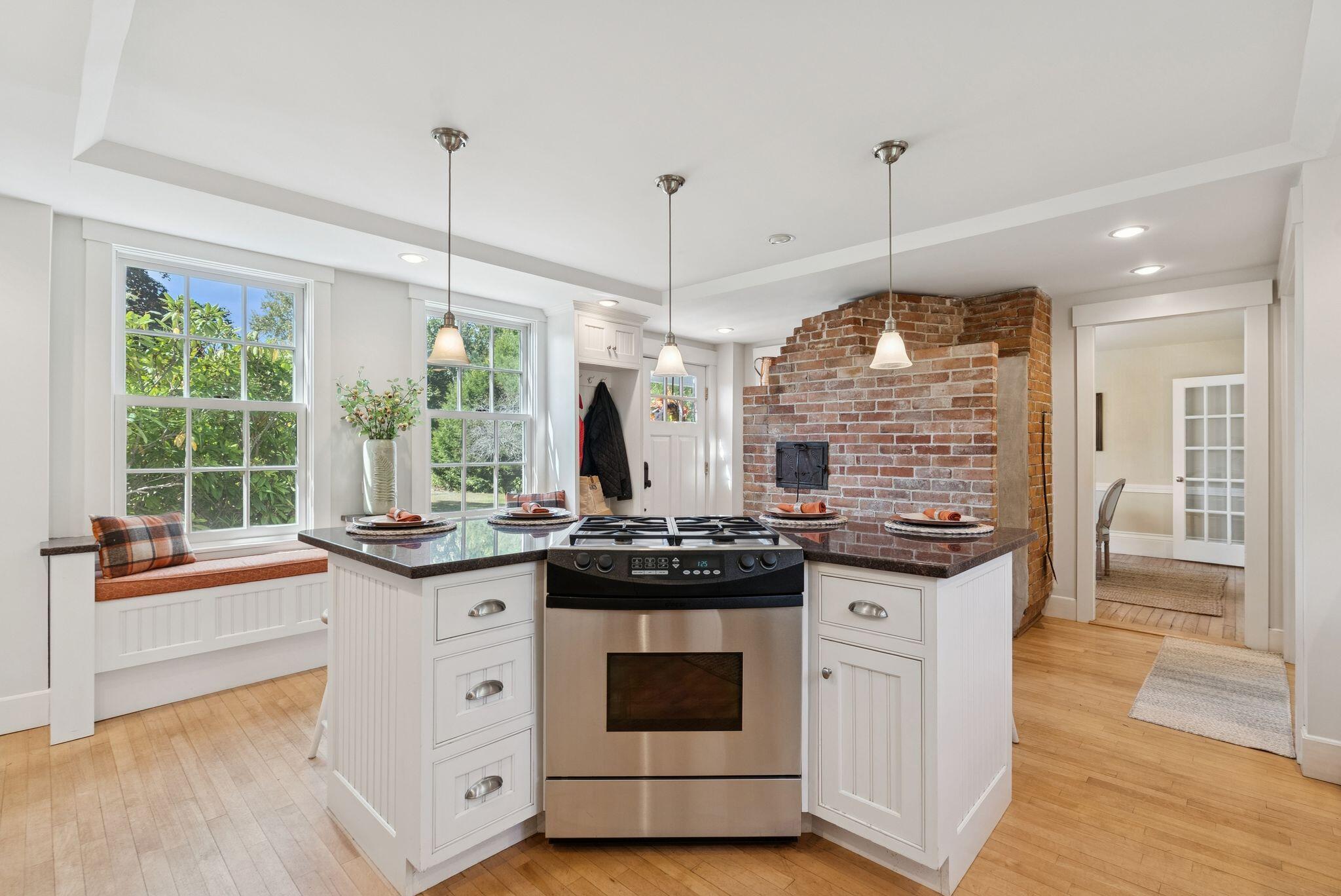 161 Gilman Road Yarmouth, ME 04096 - Photo 2 of 72 Kitchen
