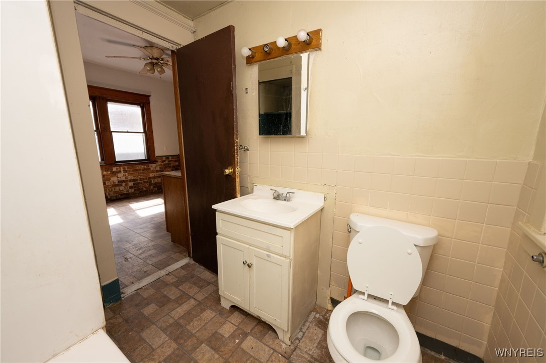 54 Freund Street Buffalo, NY 14211 - Photo 16 of 37