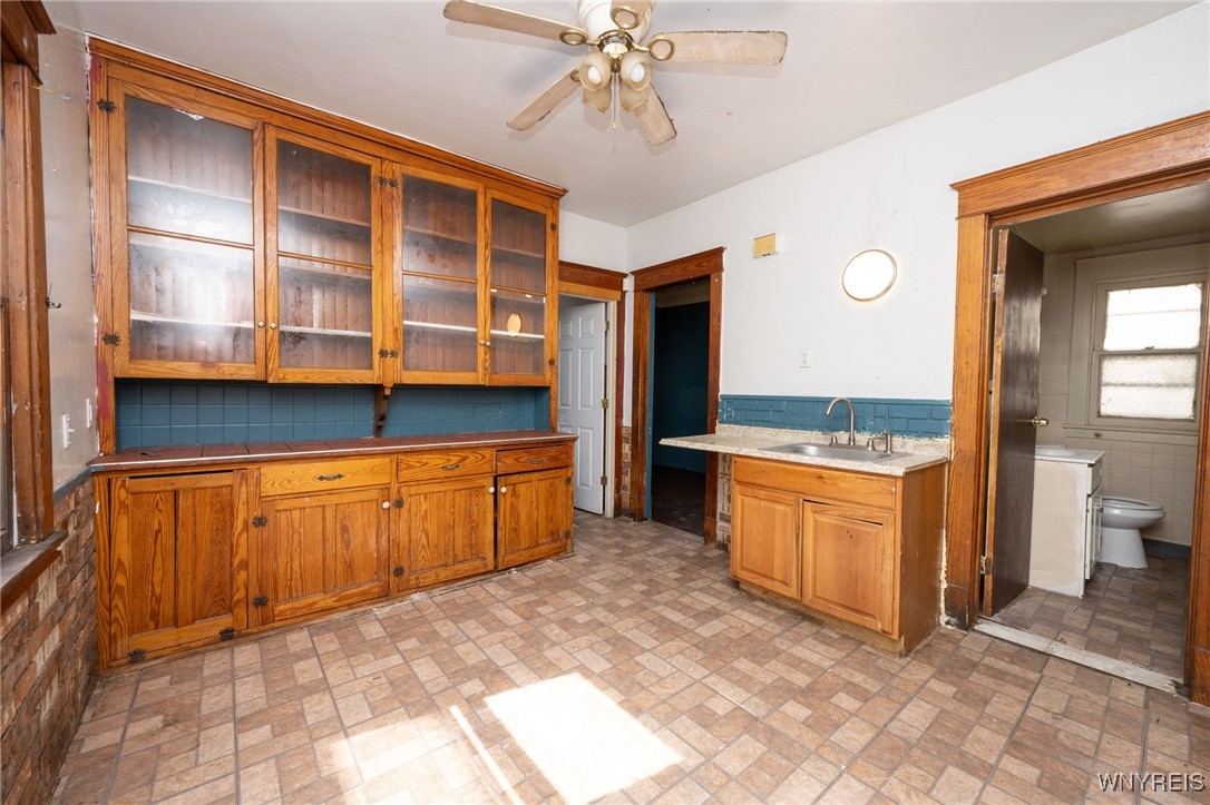 54 Freund Street Buffalo, NY 14211 - Photo 18 of 37