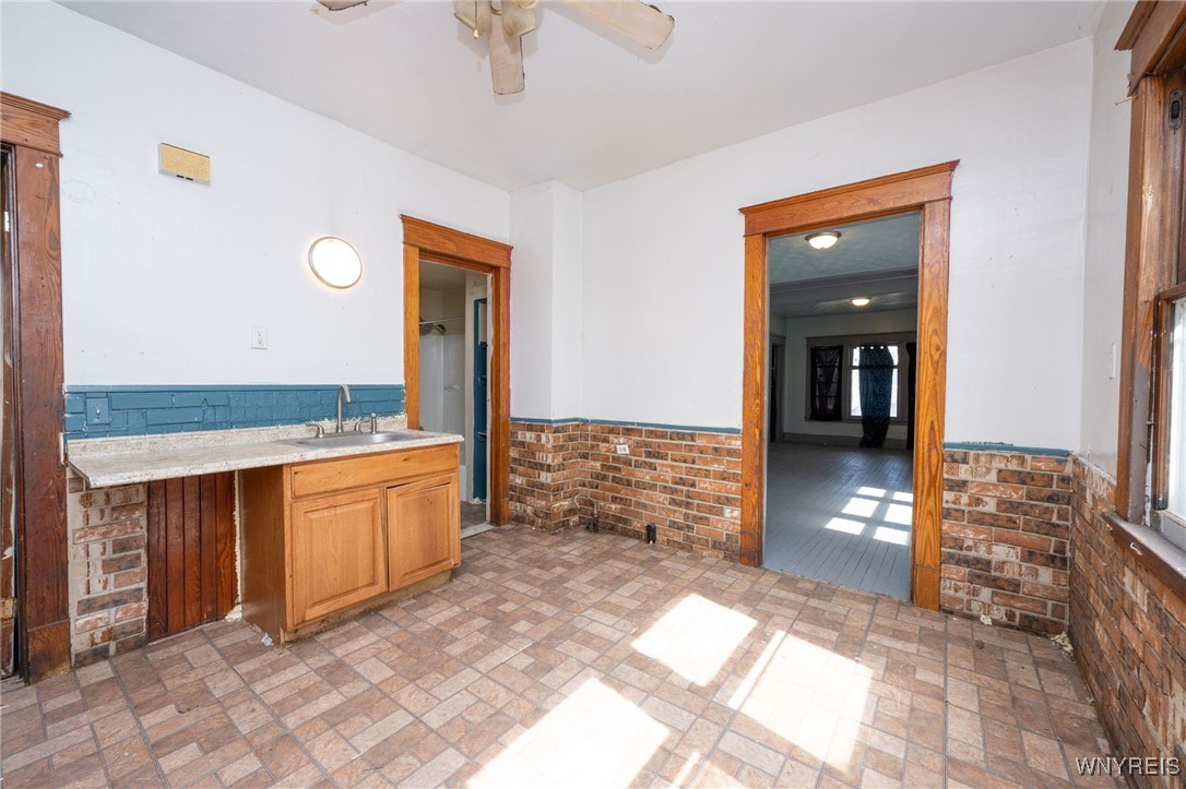 54 Freund Street Buffalo, NY 14211 - Photo 19 of 37