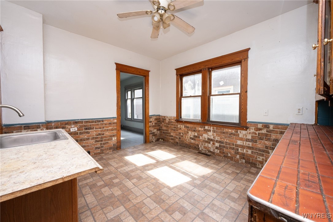 54 Freund Street Buffalo, NY 14211 - Photo 20 of 37