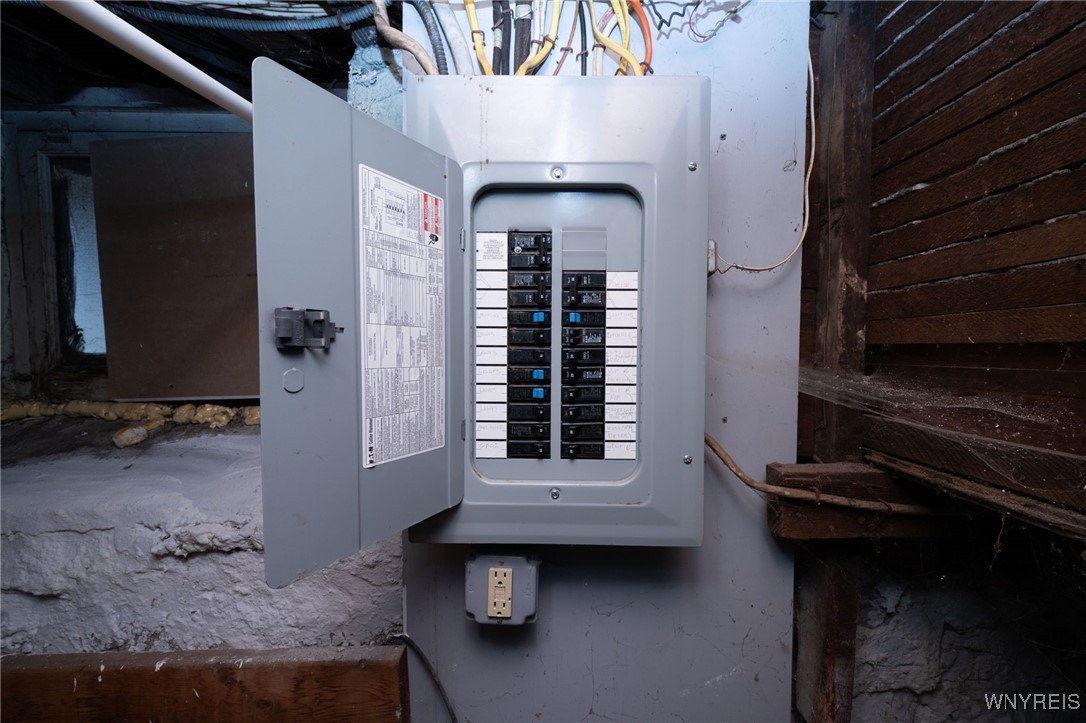 54 Freund Street Buffalo, NY 14211 - Photo 34 of 37