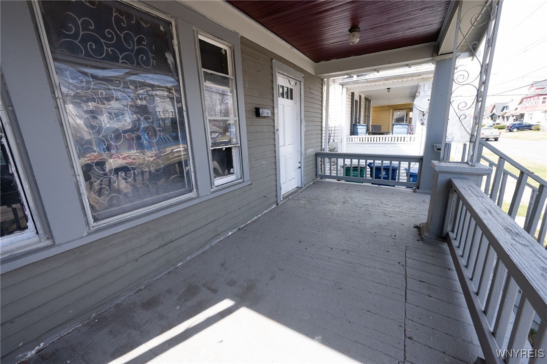 54 Freund Street Buffalo, NY 14211 - Photo 5 of 37