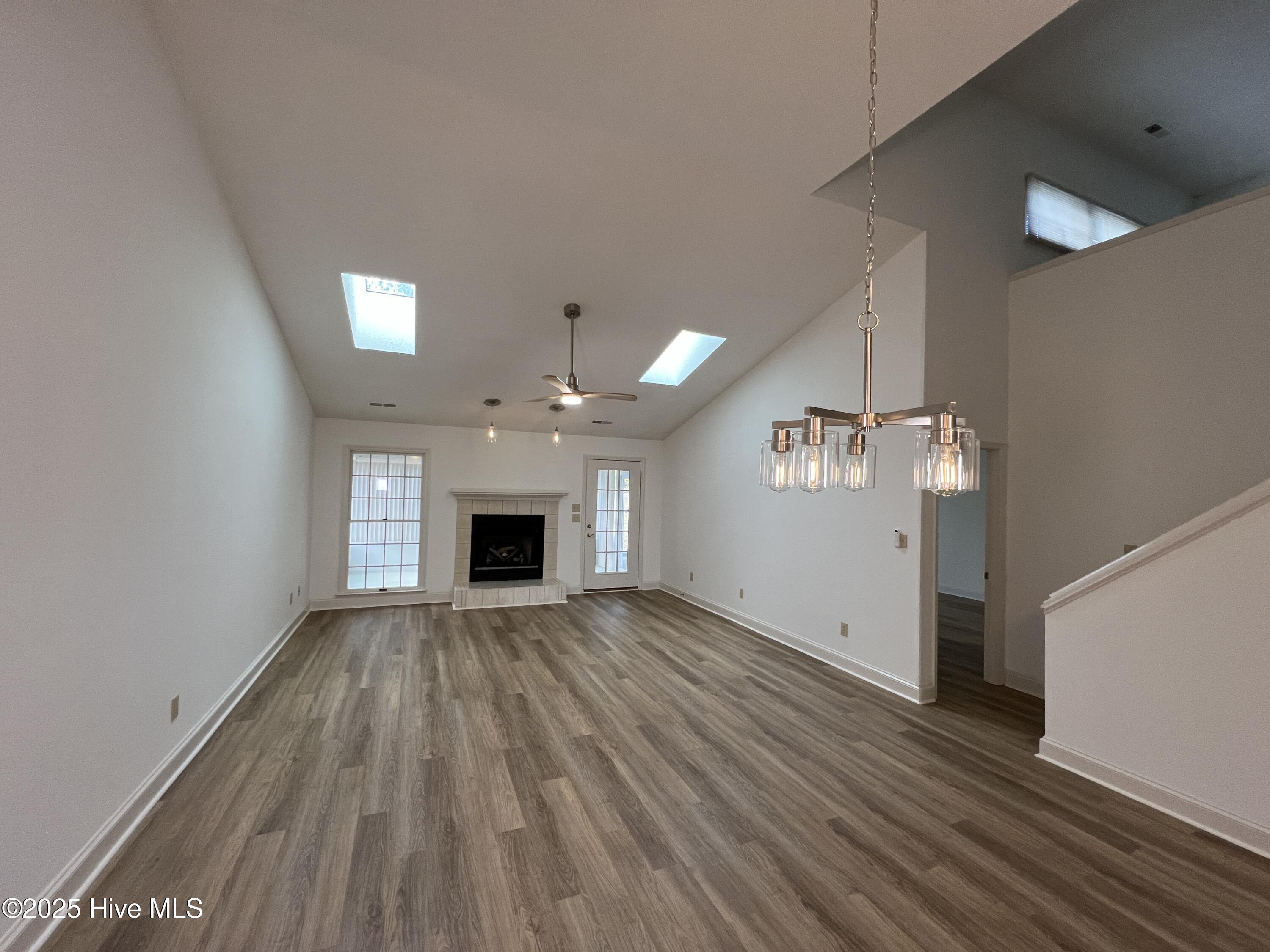 10 Pier Pointe, Unit POINTE New Bern, NC 28562 - Photo 11 of 64 great room