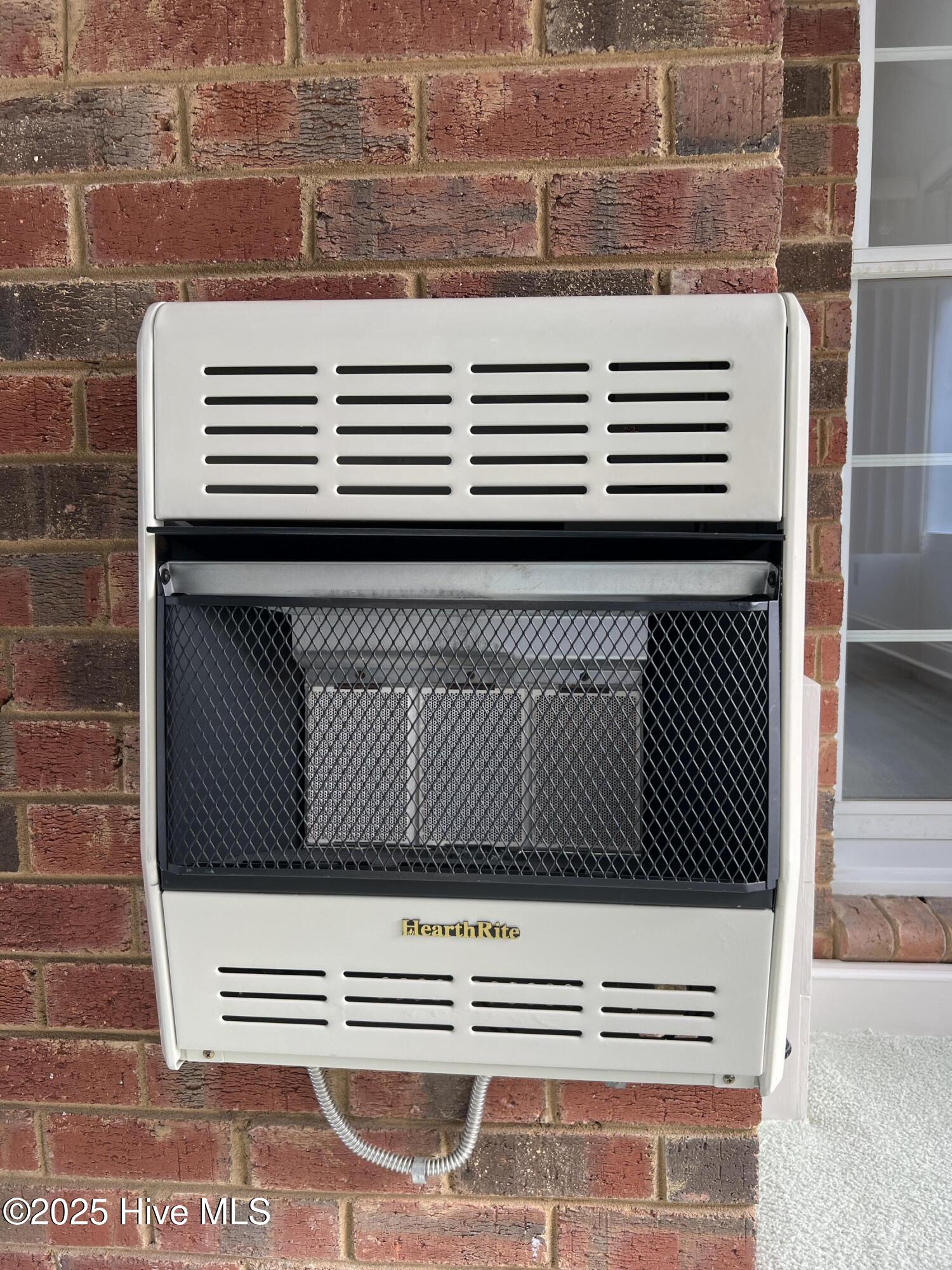 10 Pier Pointe, Unit POINTE New Bern, NC 28562 - Photo 18 of 64 radiant heater