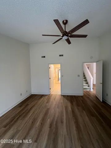 $339,950 | 10 Pier Pointe, Unit POINTE, New Bern, NC 28562