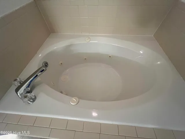 $339,950 | 10 Pier Pointe, Unit POINTE, New Bern, NC 28562