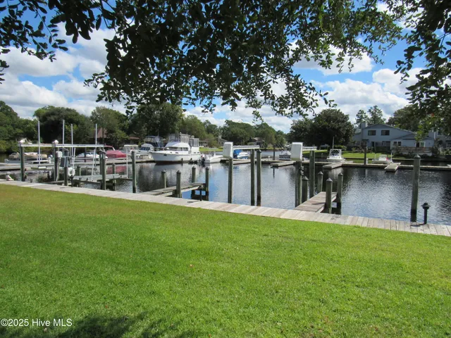 $339,950 | 10 Pier Pointe, Unit POINTE, New Bern, NC 28562