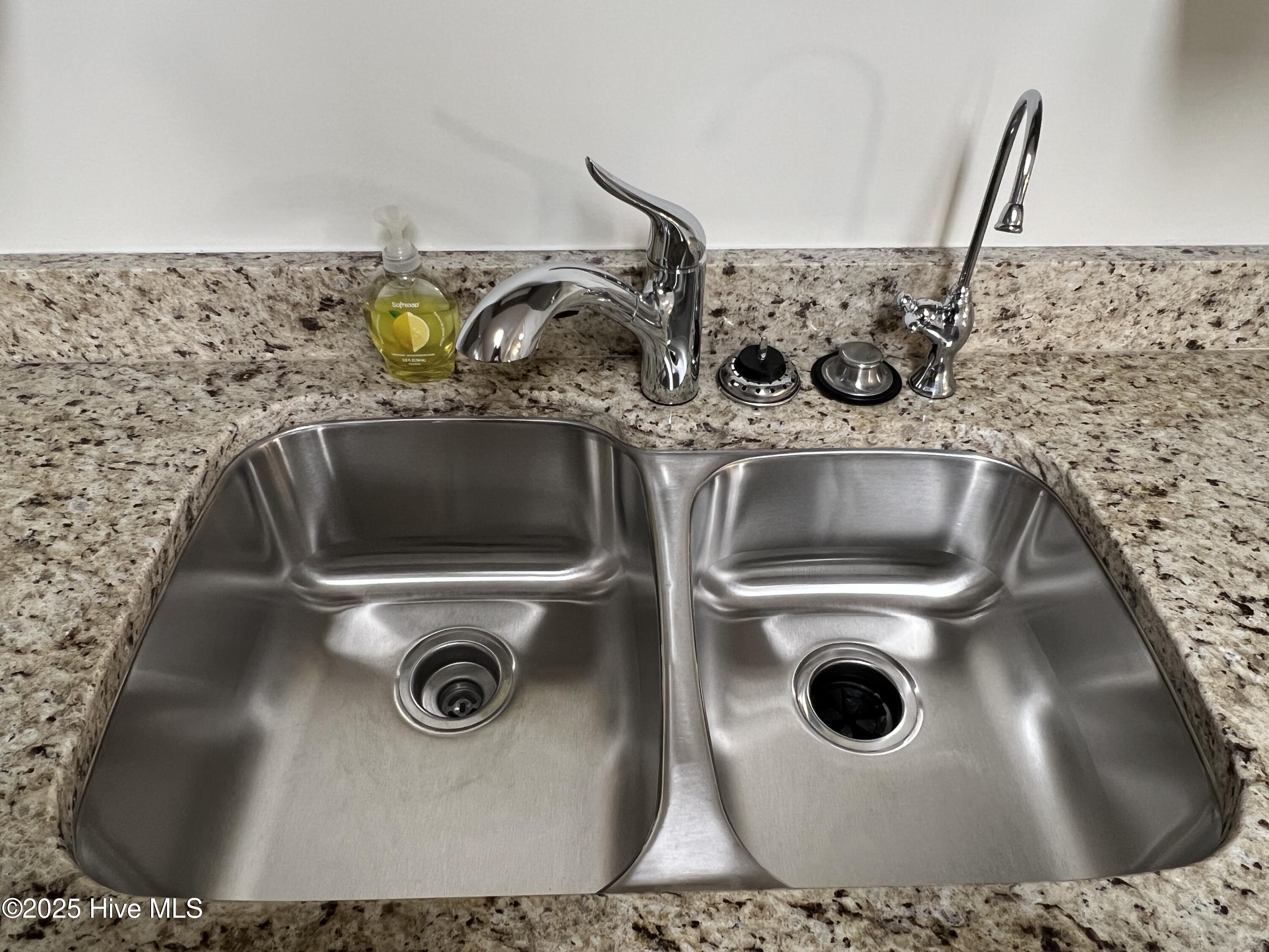 10 Pier Pointe, Unit POINTE New Bern, NC 28562 - Photo 8 of 64 sink