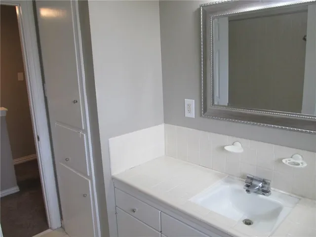 $2,400 | 6508 Schouest Street, Metairie, LA 70003