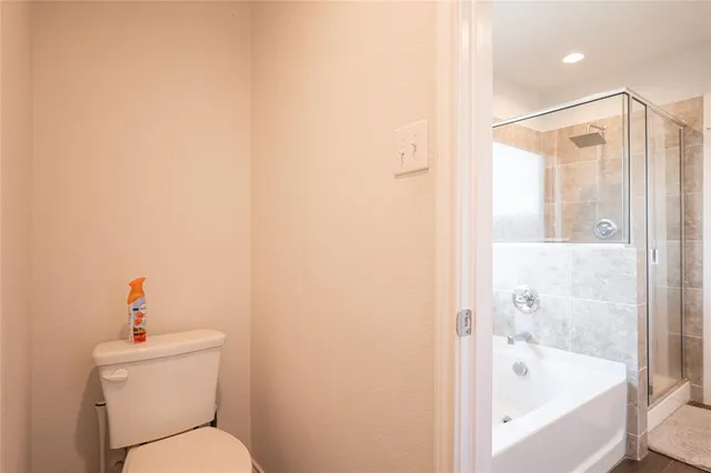 $2,490 | 607 Ridge View Way, Justin, TX 76247