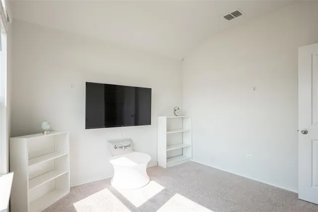 $2,490 | 607 Ridge View Way, Justin, TX 76247