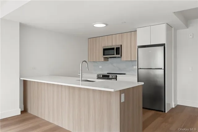 $2,990 | 10 Lyon Place, Unit 2L, White Plains, NY 10601