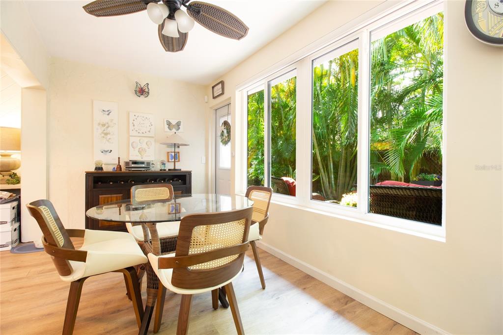 2101 Sunset Point Road, Unit 1806 Clearwater, FL 33765 - Photo 12 of 35 Gallery Image 12