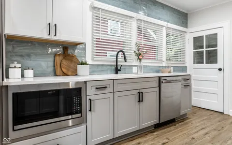 $525,000 | 5151 Carrollton Avenue, Indianapolis, IN 46205