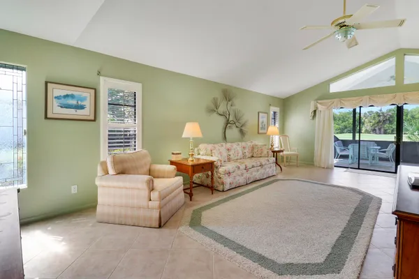 $495,000 | 7137 Southeast Quincy Terrace, Hobe Sound, FL 33455