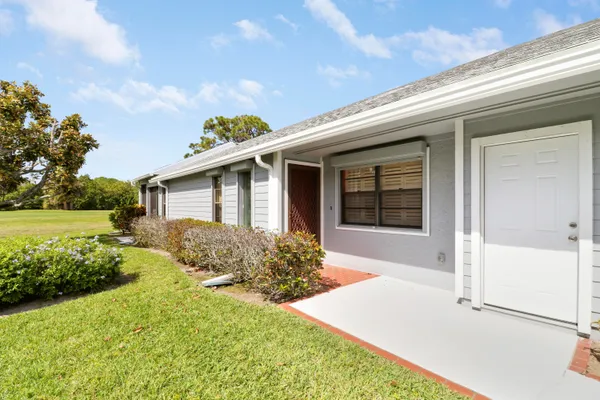 $495,000 | 7137 Southeast Quincy Terrace, Hobe Sound, FL 33455