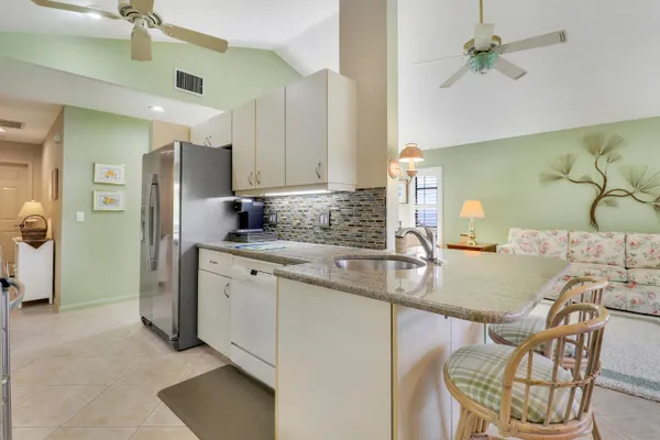 $495,000 | 7137 Southeast Quincy Terrace, Hobe Sound, FL 33455