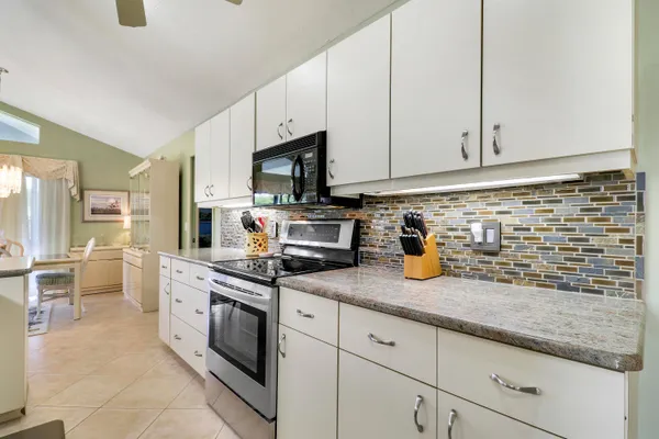 $495,000 | 7137 Southeast Quincy Terrace, Hobe Sound, FL 33455