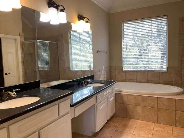 $2,900 | 406 Fowler Street, Houston, TX 77007