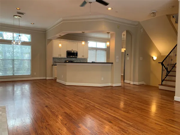 $2,900 | 406 Fowler Street, Houston, TX 77007